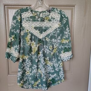 Lily White Tunic Sheer Lace Floral Green Flowered Blouse Shirt Women's S Small